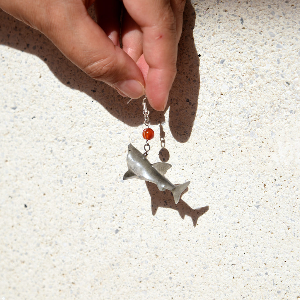 Tiburón earrings